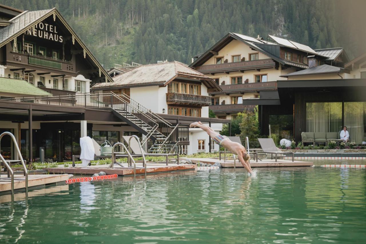 Neuhaus Zillertal Resort Mayrhofen Extérieur photo